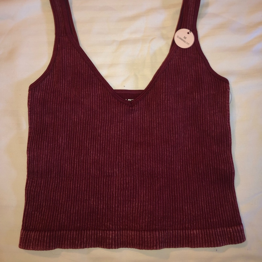 brand new maroon cropped tank top